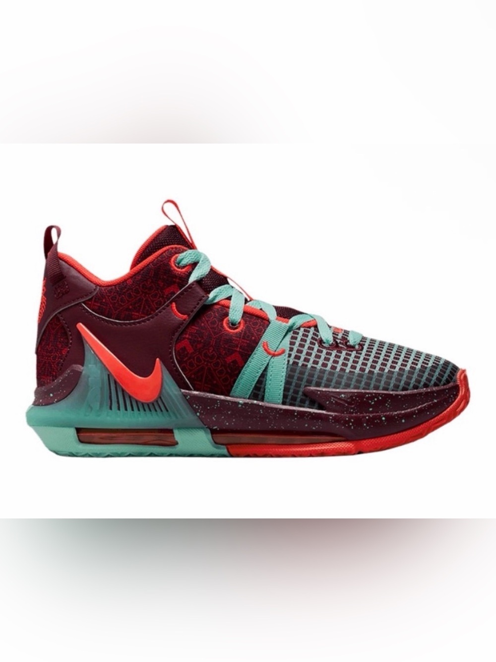 LeBron witness 7
Nike Athletic Sneakers in Teal and Red